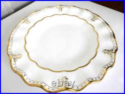 Royal Crown Derby ELIZABETH GOLD Dinner Plate (S) MINT