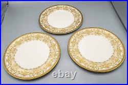 Royal Doulton Gold Encrusted Cabinet Dinner Plates 10 1/4 HB9940 Set of 6