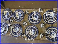 Royal Doulton Real Old Willow 45 pc Set White Blue Gold Tone Rings