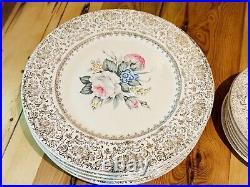 SALEM CHINA GOLD FILIGREE BORDER FLORAL CENTER Marked 23K Gold 1955