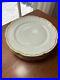 Set-6-LIMOGES-ELITE-WORKS-FRANCE-Scalloped-GOLD-RIM-WHITE-9-1-2-DINNER-PLATES-01-te