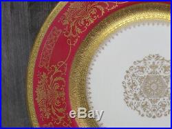 Set 8 De Luxe Decorating Works Red Heavy Gold 10 7/8 Dinner Plates Medallion