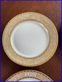 Set Of 4 Vintage Heinrich & Co Selb Bavaria Gold Encrusted Plates 6.5 Dessert