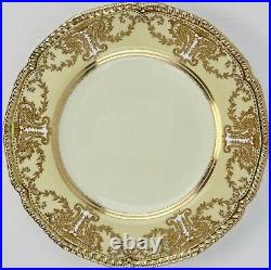 Set of 12 19th-Century Derby Gilded Yellow Dinner Plates