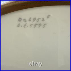Set of 12 Royal Doulton Gold Encrusted Cream & White 10.5 Dinner Plates c1910 Set of 12 Royal Doulton Gold Encrusted Cream & White 10.5 Dinner Plates c1910