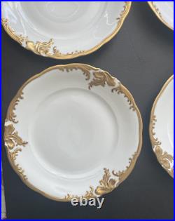 Set of 4 Dinner Plates Walbrzych Poland WLB3 Heavy Gold Encrusted Scrolls WAV19 Set of 4 Dinner Plates Walbrzych Poland WLB3 Heavy Gold Encrusted Scrolls WAV19
