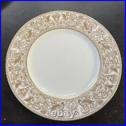 Set of 4 Wedgwood Gold Florentine 10 3/4 Dinner Plates W4219 Black Mark