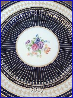 Set of 8 Aynsley Cobalt Blue Gold Floral Dinner Plates