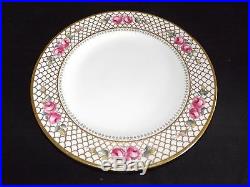 Spode England 12 Dinner Plates Double Rose withGold Net or Fish Scale Trim R4890