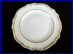 Spode Sheffield R568 Dinner Plate 11 White/Gold Trim Scalloped Beautiful
