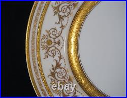 Stunning Minton Gold Encrusted Dinner Plate