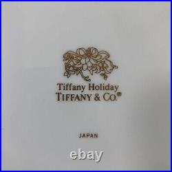 Tiffany & Co. Gold Red Holiday Garland Ribbon Berry plate