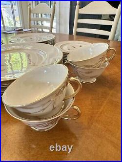 Vintage, El Camino California Wheat 24k Gold 36 Piece Complete Dinnerware