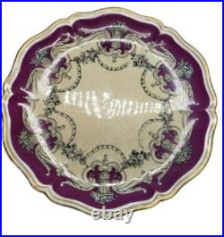 Vintage Nice Plates With Floral Urn Design Set Of Six Vintage Nice Plates With Floral Urn Design Set Of Six