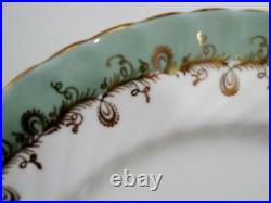 Vtg Aynsley Bone China 8209 Celadon Green Gold Scrolls 8 Dinner Plates